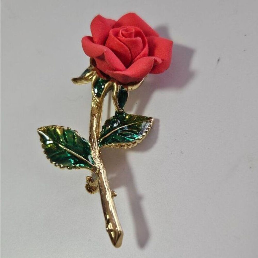 Gold tone green enamel vintage red rose brooch